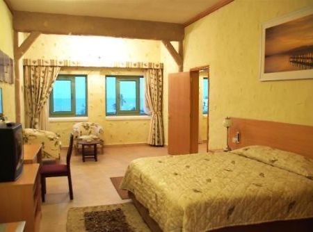 Safari Village Executive Suites مسقط المظهر الخارجي الصورة